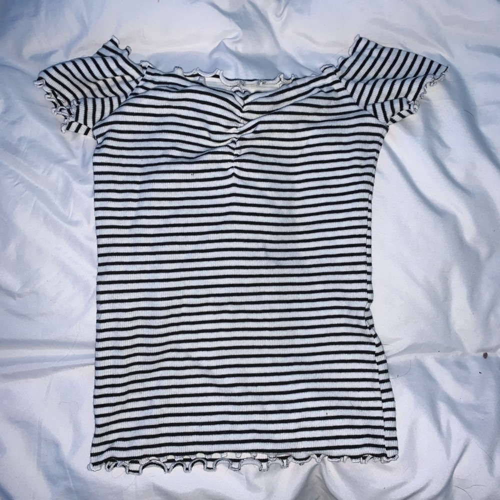 off the shoulder tee